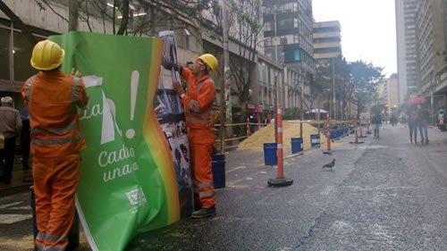 Construcción de 2 de las 5 vigas que conformarán el puente vehicular sobre el Canal Córdoba o carrera 54 con calle 153