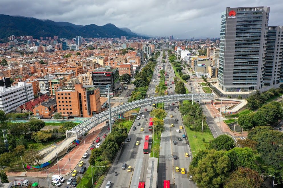 Fotografía aérea ciclopuente Canal Molinos 