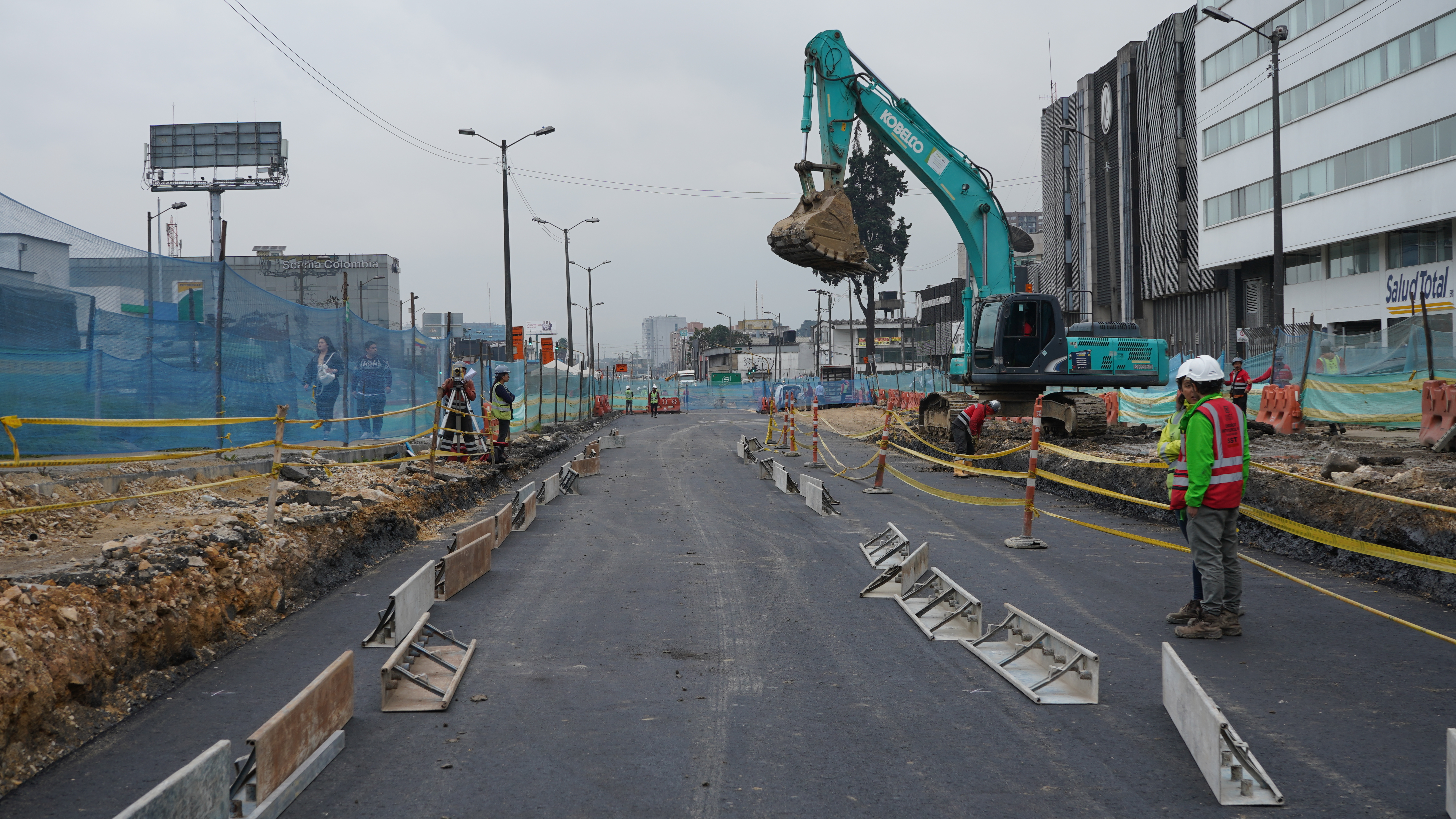 obra de grupo 4 avenida 68