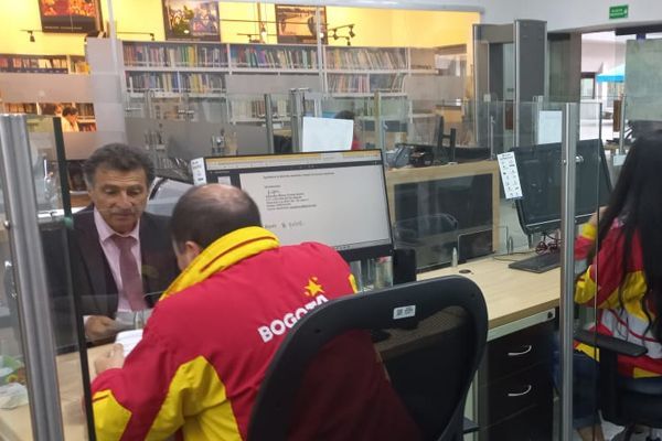 Fotografía Ventanilla de radicación presencial
