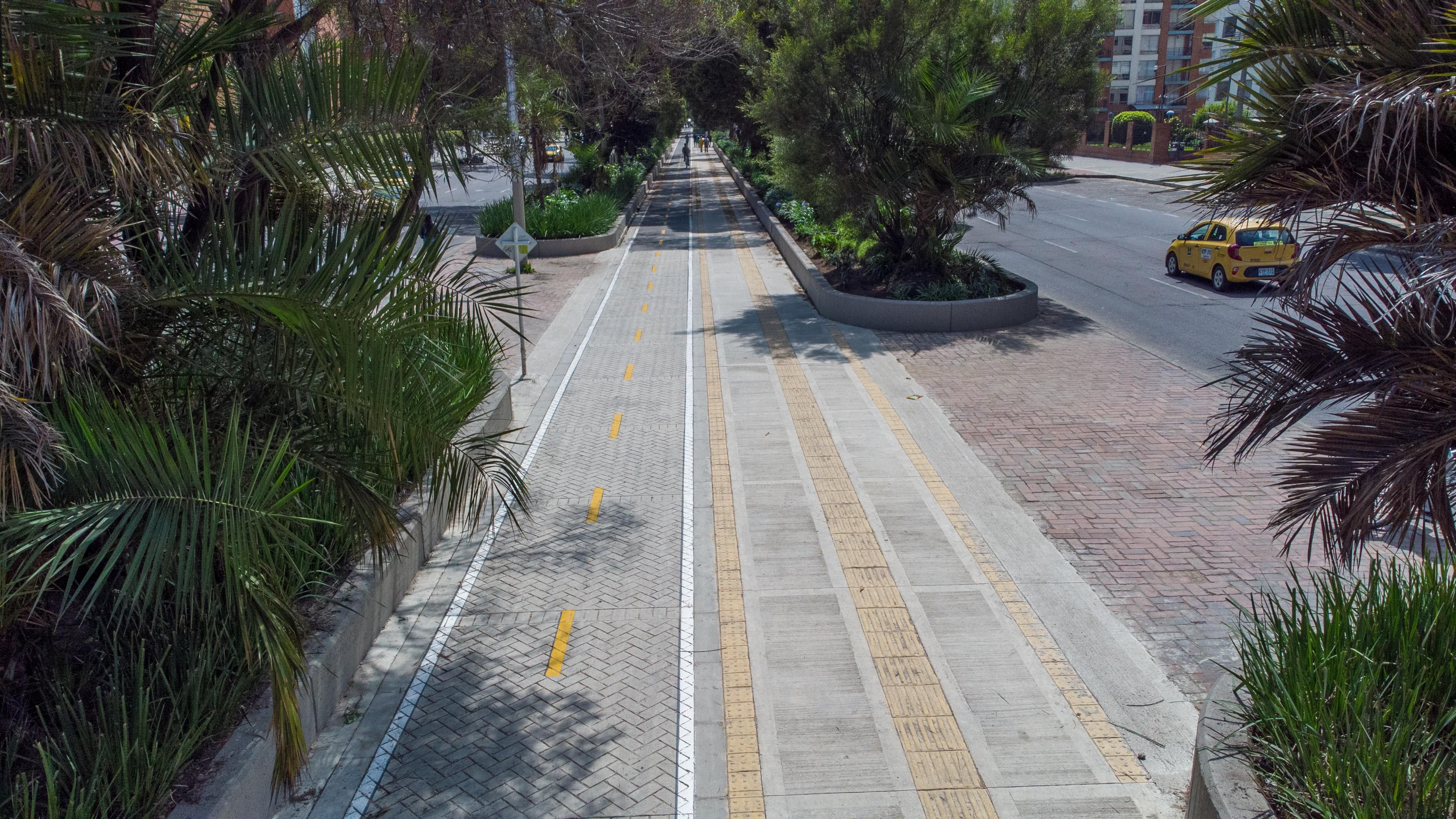 Panorámioca de la ciclorruta de sobre la av. La Esperanza tras su inervención y reciente demarcación