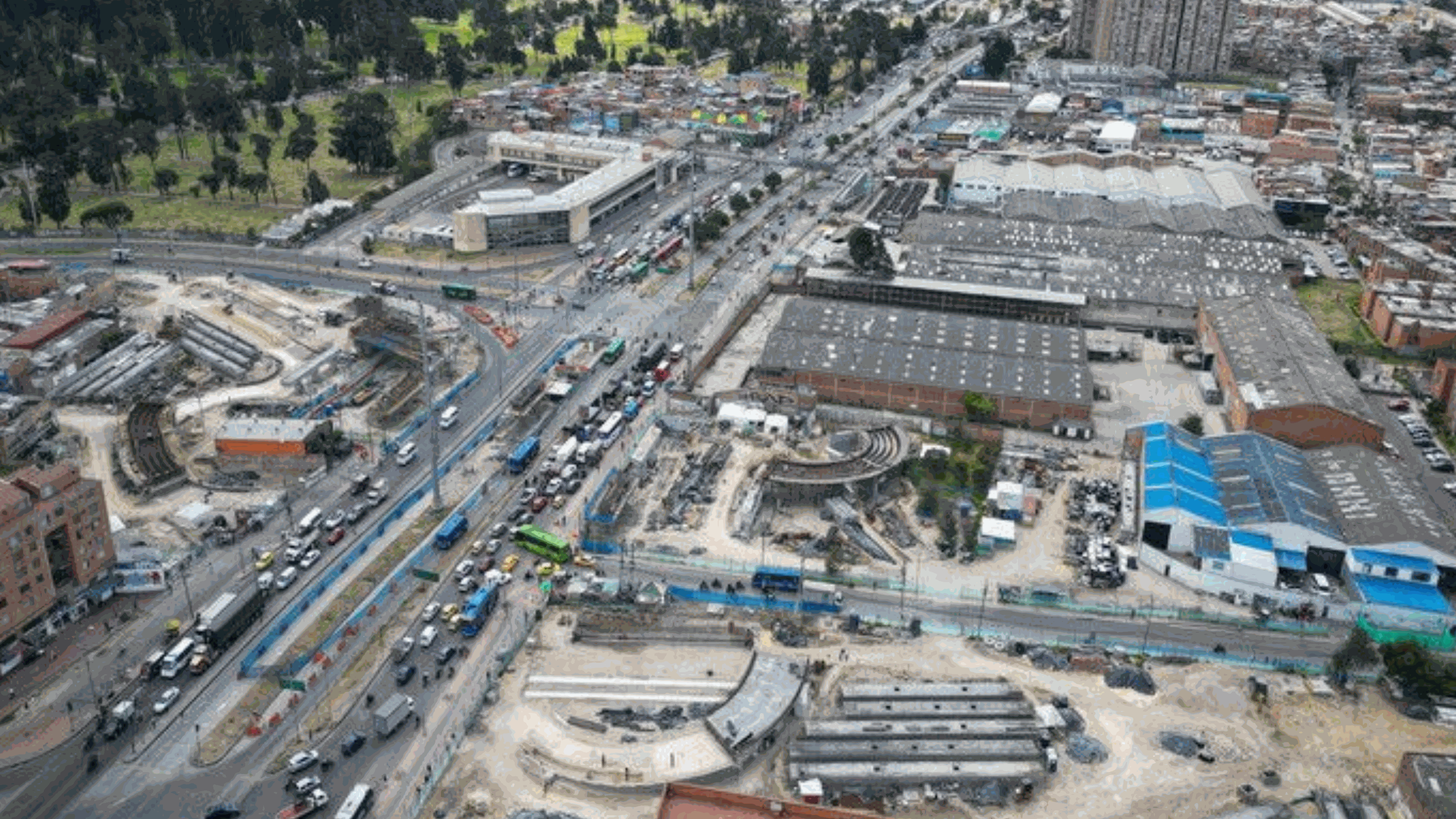 Vías y espacio público zonas industriales de Montevideo y Puente Aranda Grupo 4