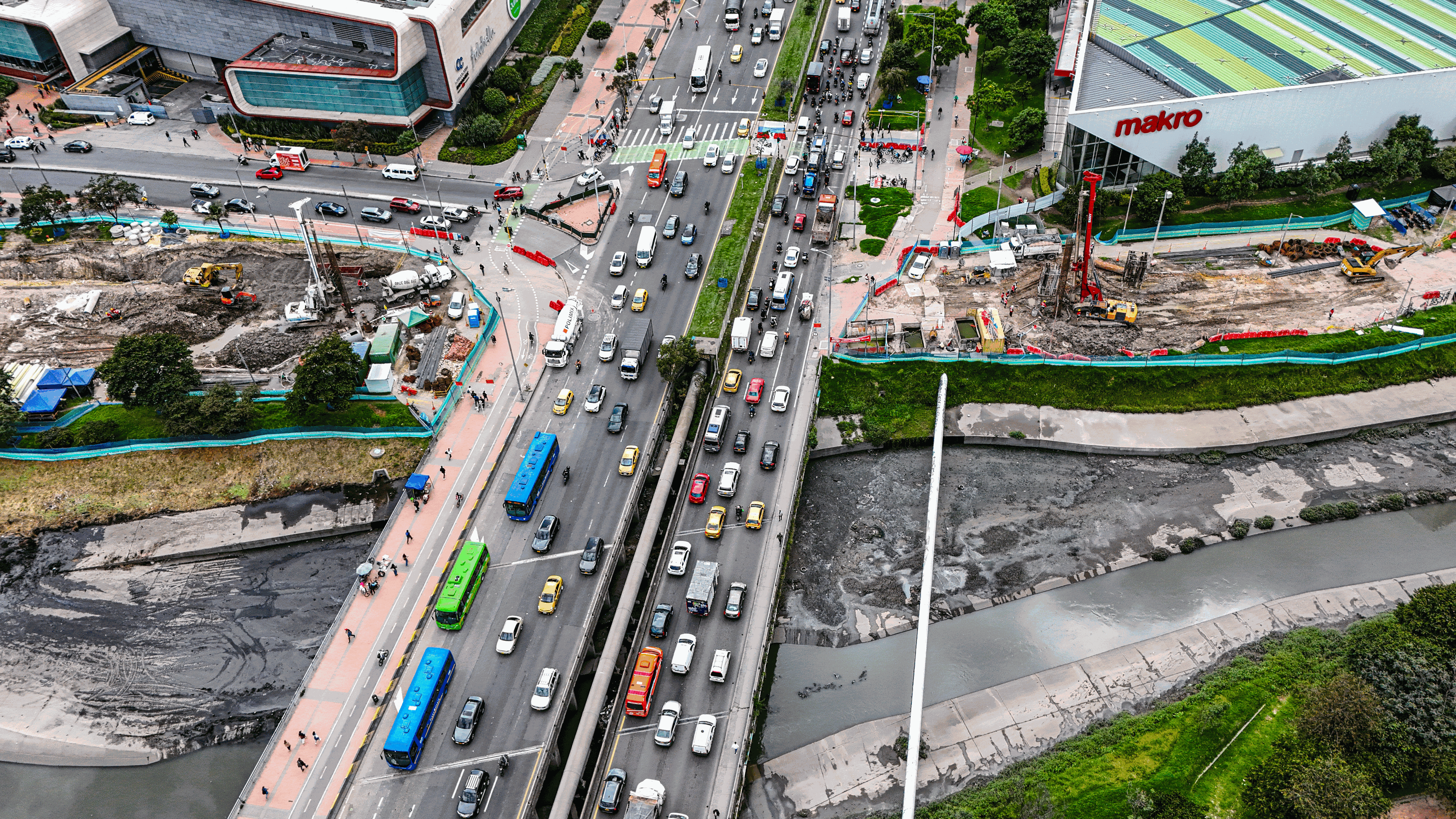 Vías y espacio público zonas industriales de Montevideo y Puente Aranda Grupo 4
