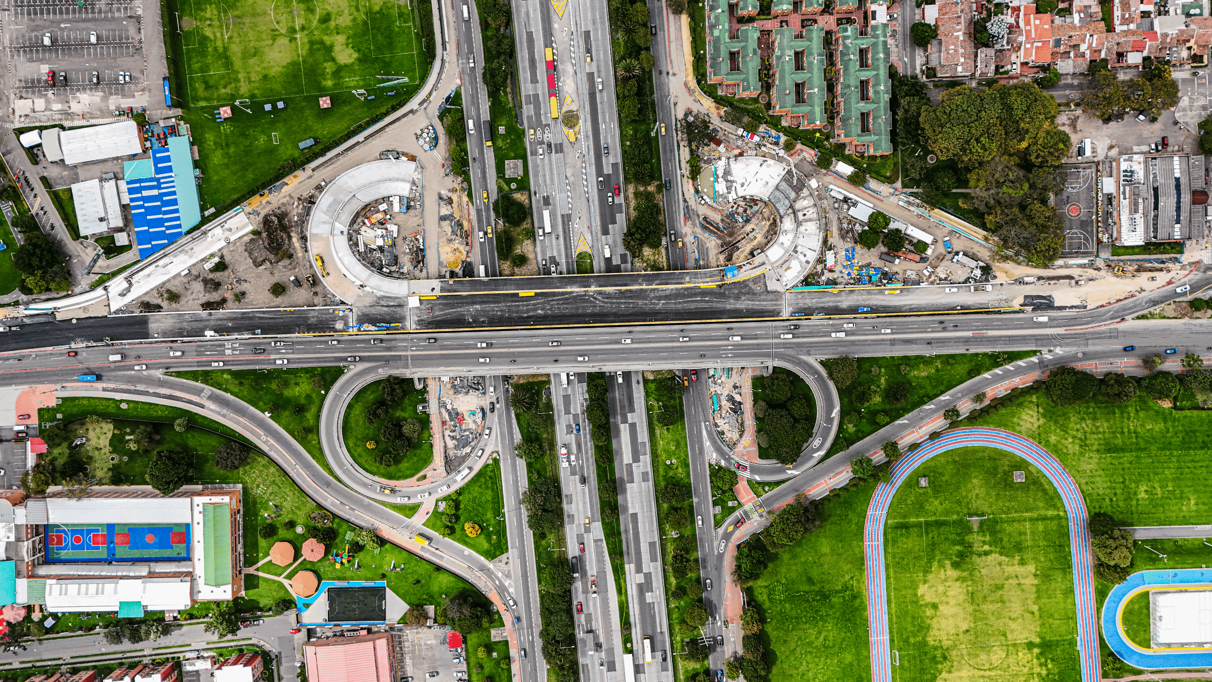 Vías y espacio público zonas industriales de Montevideo y Puente Aranda Grupo 1